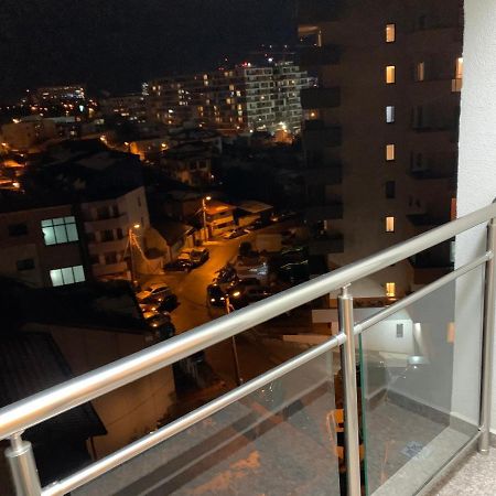 Ray Luxury Apartment Close To Presidential Palace Bukarest Exterior foto