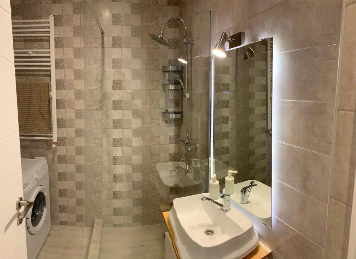 Ray Luxury Apartment Close To Presidential Palace Bukarest Exterior foto