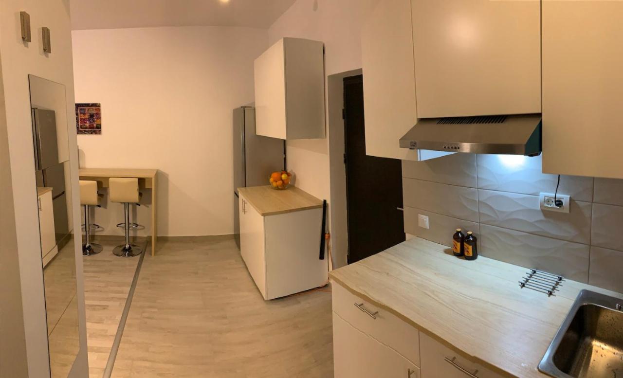 Ray Luxury Apartment Close To Presidential Palace Bukarest Exterior foto